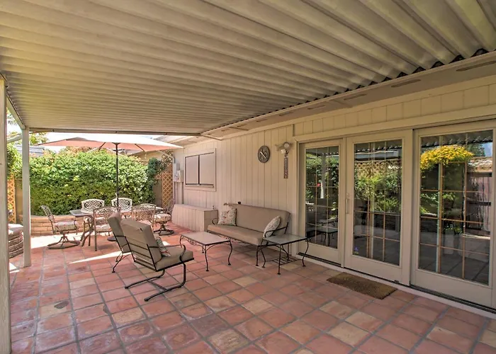 Holiday home Walk To Trolley & Lake: Sunny Townhome Scottsdale